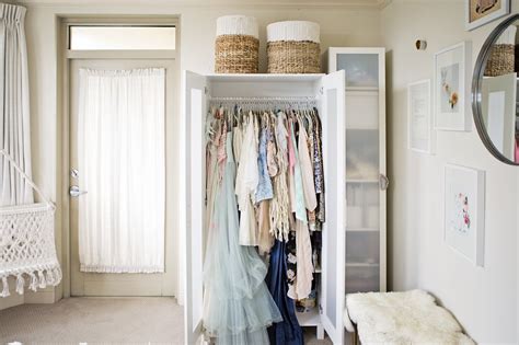 9 Ways To Organize A Bedroom With No Or Very Small Closets Small