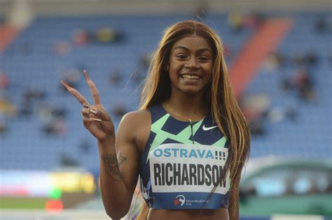 Racing the 100 meters for the first time since a drug test kept her out of the tokyo olympics, richardson lost to a field that included all. Athlétisme. Sha'Carri Richardson veut bousculer la hiérarchie