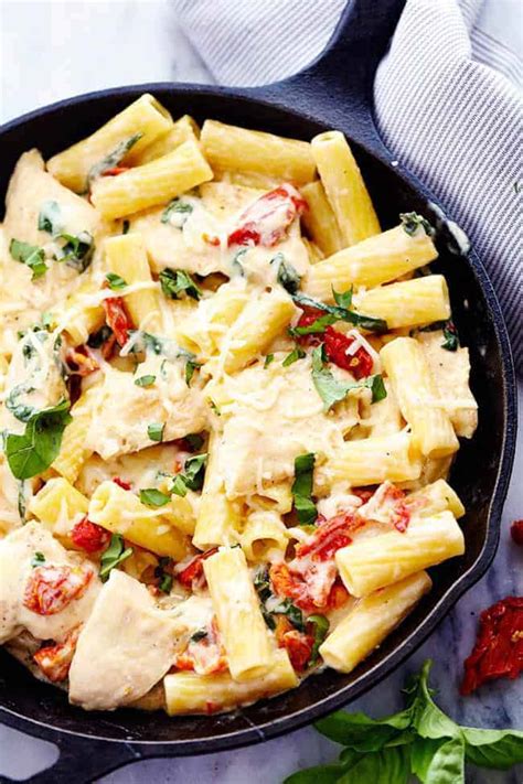 Mozzarella Chicken Pasta With Sun Dried Tomatoes The Recipe Critic