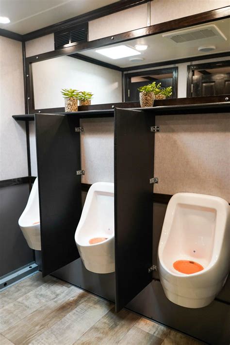 10 Station Luxury Portable Restrooms Luxury Portable Toilet Porta Potty