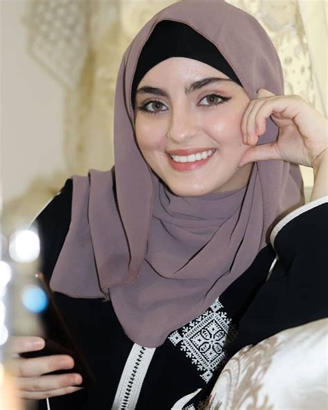 Pin By Halim Lounnas On Halimlounnas In 2022 Beautiful Arab Women Beautiful Girl Face