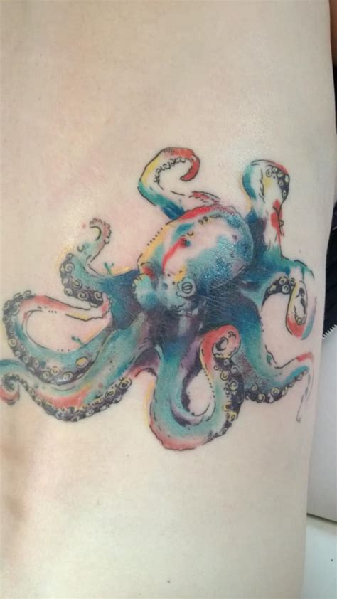 43 Small Octopus Tattoos Collection