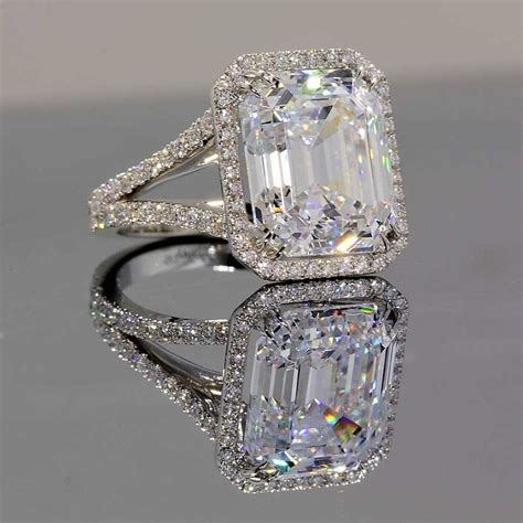 I waited 5 years for the real thing. 31 Beautiful Fake Diamond Wedding Rings That Look Real ...