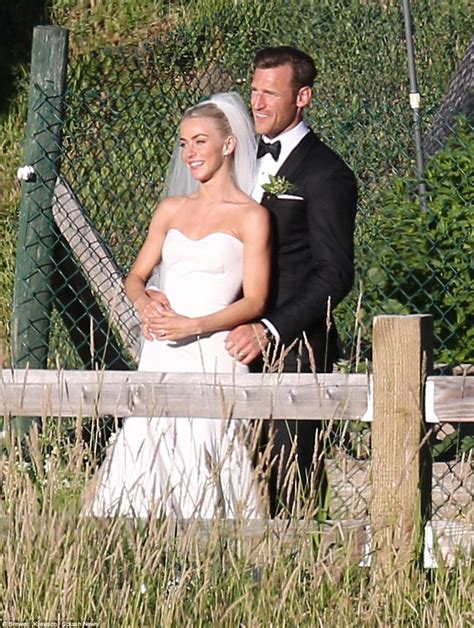 Their Big Day Blushing Bride Julianne Hough Cosied Up To New Husband Brooks Laich While Wearing