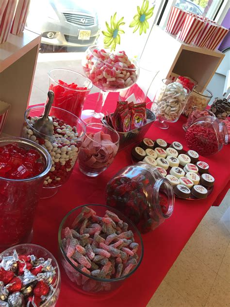 Candy table for a graduation party that we made | Candy bar birthday