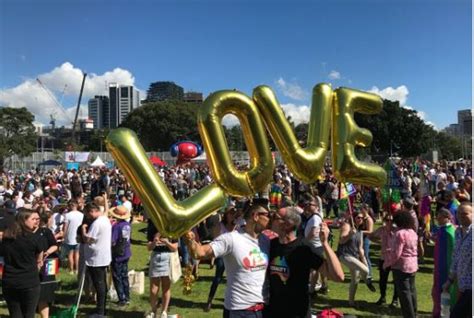 australians say yes to marriage equality in historic vote lgbtq nation