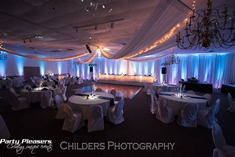 Hope Hotel And Conference Center Wall Drapes Ceiling Swag Light Table