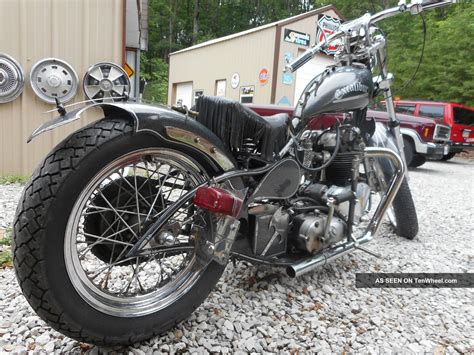 triumph bobber old school