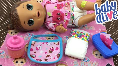 Whats In Our Baby Alive Doll Diaper Bag Feeding Youtube