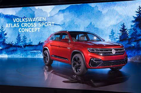 Vw Previews 2019 Suv In New York With Atlas Cross Sport Concept