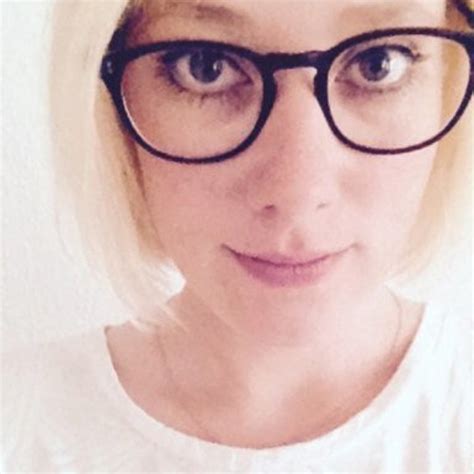 Ein humorvoller blick auf das zeitgeschehen und die welt, wie drinnies sie sehen. Laura Becker - Freelance Marketing Consultant - lrbkr | XING