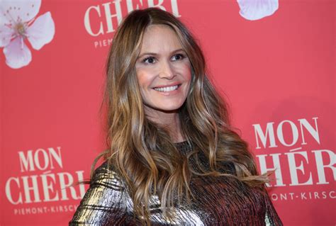 elle macpherson net worth 2023 what is the model worth