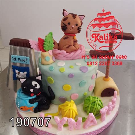 Kue Tart Kucing Anggora Zaimura Gambar