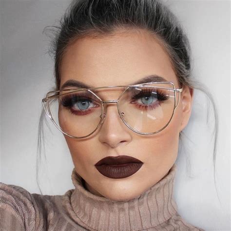 Pin By Elizabeth On G L A S S E S Glasses Makeup Kylie Cosmetic Glasses