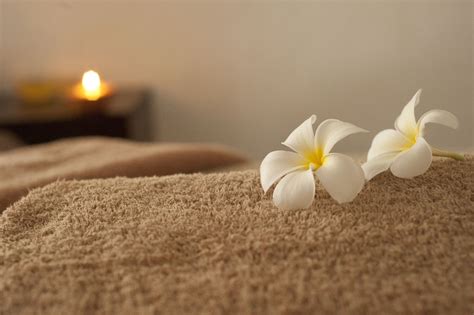 Massage Hawaïen Lomi Lomi Massage Ysanahata Reflexologie Montauban