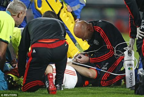 Shaw has suffered serious injury in his career before, having endured a double leg break when on champions league. Luke Shaw Leg Broken Injury Video vs PSV (Updates)