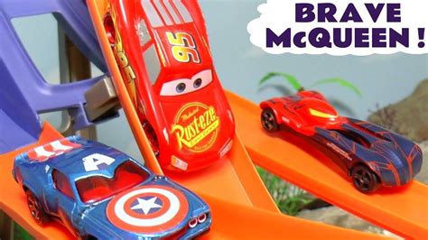 5 disney pixar cars lightning mcqueen with racing wheels wgp fulger masinute masinuta metalice