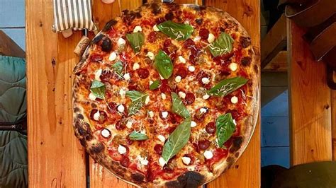 The 20 Absolute Best Pizza Shops In Brooklyn