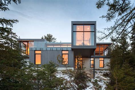 Montreal House Design Perched On A Slope With Magnificent Views