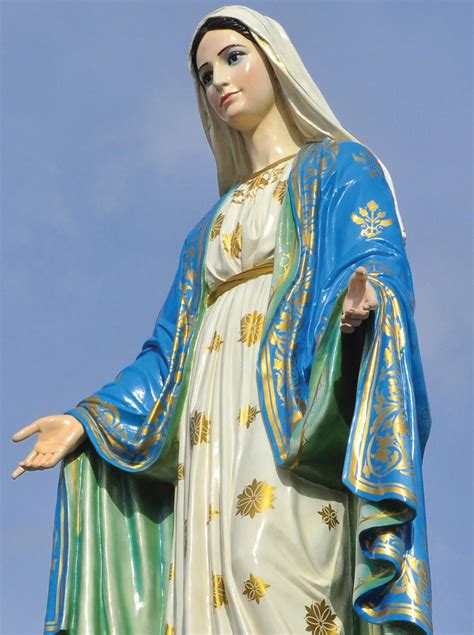 Apariciones Y Milagros De La Virgen En El Mundo Oraciones En El Día De