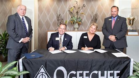 Georgia Southern Ogeechee Tech Sign Agreements For Better Education