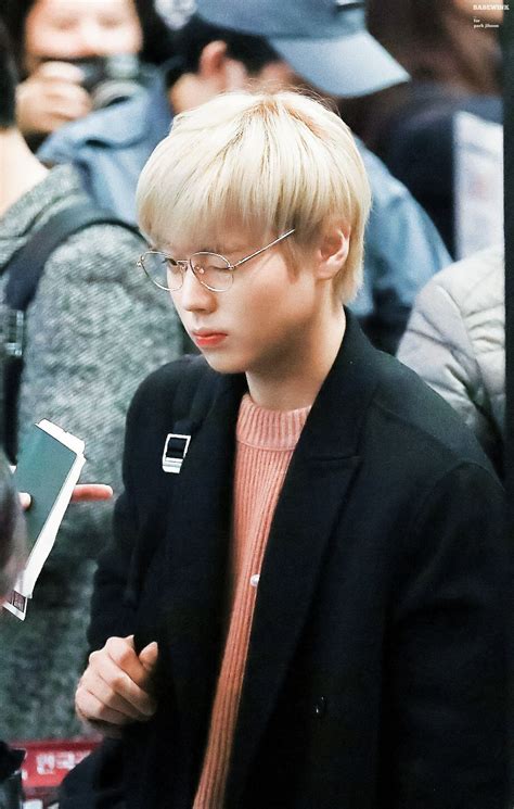 He rose to fame in the reality competition show, produce 101 season 2. Park Jihoon #ParkJihoon #박지훈 #WannaOne | Child actors ...