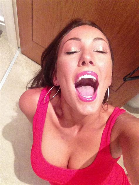 Sophie Gradon Nude Private Photos Meet Love Island Star Her Tits