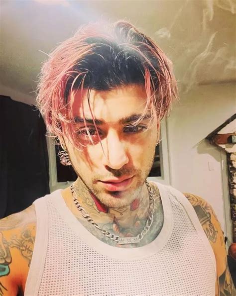 Zayn Malik Shows Off New Pink Hair And Extensive Tattoos In Smouldering Selfie Ok Magazine