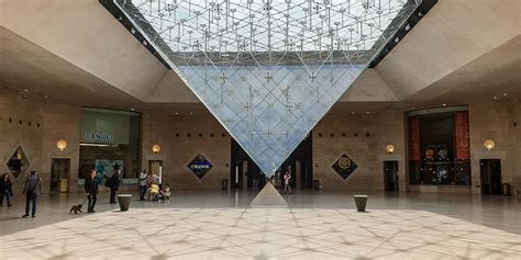 Louvre Historia Y Leyenda De Una Pirámide Invertida Cuaderno De Viajes
