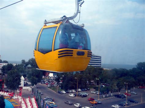 Datoriile mari către bugetul de stat fac unul dintre deşi pierde constant bani, telegondola nu va fi închisă, iar la primăvară primii turişti vor putea admira mamaia de sus. Cazare Mamaia |despre Mamaia | despre statiunea Mamaia ...