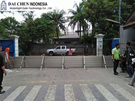 Produk pertama kobe adalah tepung bumbu yang kemudian menjadi tepung bumbu pertama di indonesia. Flood Gate Daichen Indonesia: Sistem Banjir di PT Kobe ...
