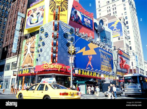 Usa United States Of America New York City Nyc Disney Store Cinema 42nd Street America Disney