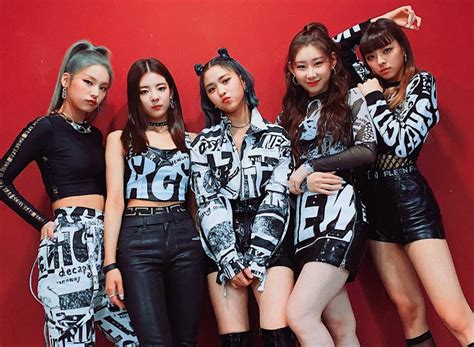 Itzy 'no bad days' 2nd diary deco festival 비디오콜 이벤트 안내. ITZY consigue un prestigioso logro en "Spotify Global"
