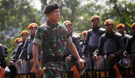 Strategi Militer Informasi Pertahanan Dan Keamanan Indonesia
