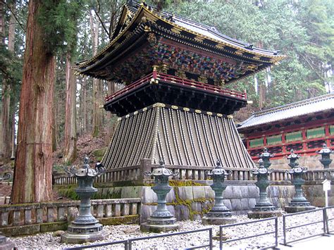 Toshogu Shrine Nikko Travel Tips Japan Travel Guide Japan Days Com