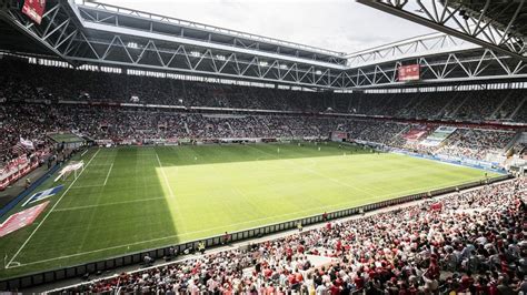Het vorige stadion, het rheinstadion van fortuna düsseldorf stond nagenoeg op dezelfde plek. Auswärtsfahrt nach Düsseldorf - Noch Plätze verfügbar ...