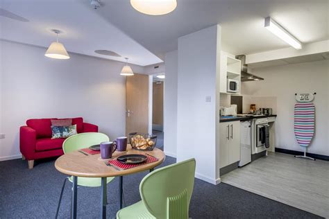 First floor single bedroom flat, unfurnished. One and two bedroom flats | University of Southampton