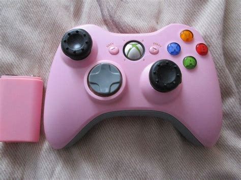 Limited Edition Microsoft Xbox 360 Pink Wireless Controller And Battery
