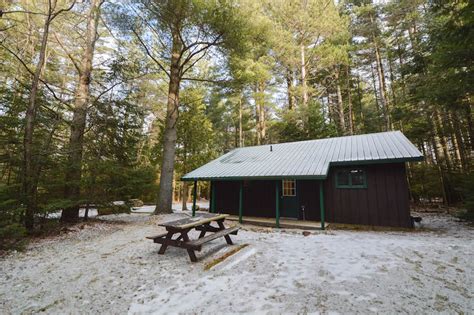 Travelocity has deals on tempting cabin rentals in tyler starting at $85 why rent a cabin in tyler? 4 Hidden Huts for Foliage Season - Vermont Sports Magazine