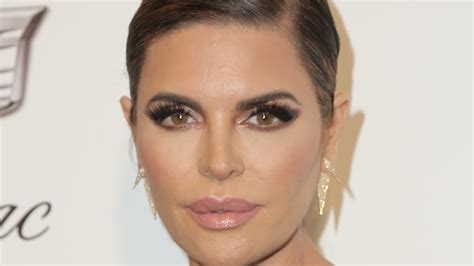 Heres Why Rhobh Viewers Think Lisa Rinna Is About To Leave The Show
