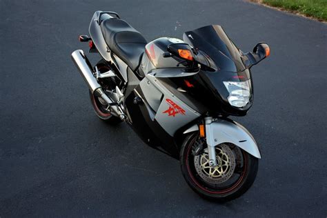 Custom 1998 honda cbr 1100 blackbird. Pin on CBR 1100 XX Super Blackbird