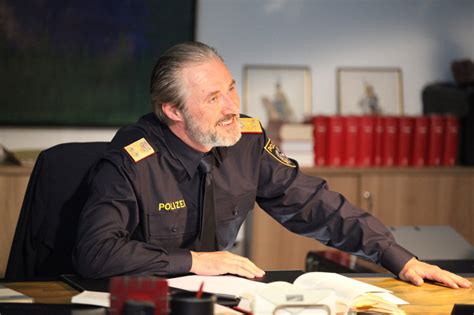 Die jury hebt ihre hartnäckige und kritische interviewführung hervor. SOKO Wien / SOKO Donau: Der dritte Mann S11E09 - TV ...