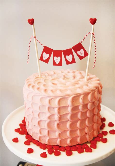 Valentine's day theme cake decorations|simple birthday cake decorations. Valentine Wedding Color Ideas, Red Wedding Theme