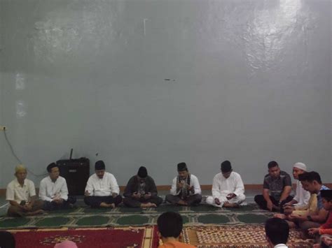 Maybe you would like to learn more about one of these? Fotopanitia Santunan Anak Yatim : Santunan Anak Yatim ...