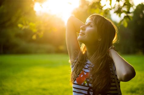 耳がかゆいのは幸せのジンクス？左右の耳や両耳がかゆい時の ...