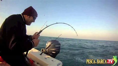 Pescare Il Tonno In Top Shot Con Al Custom 21 Pesca Dalla Barca Tv