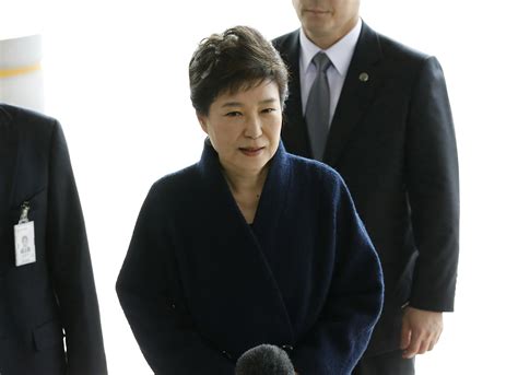 South Korean Prosecutors Push To Arrest Ousted President Ap News