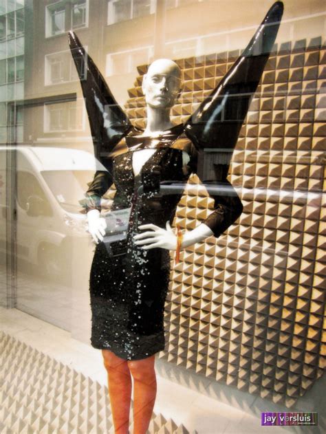 Fashion Victim 0709 19 Jay Versluis