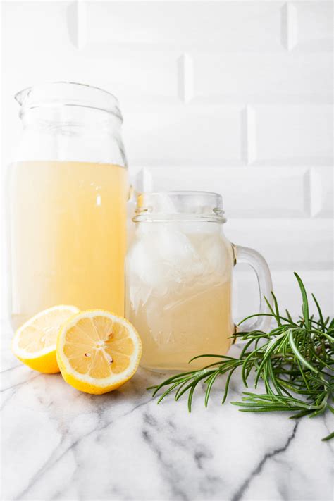 Rosemary Lemonade