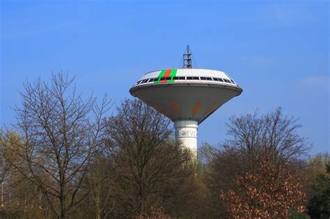 Jetzt über unsere serviceleistungen informieren. Der hier zu sehende Wasserturm in Leverkusen-Bürrig (Olof ...